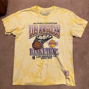 MENS LAKERS TEE SZ L